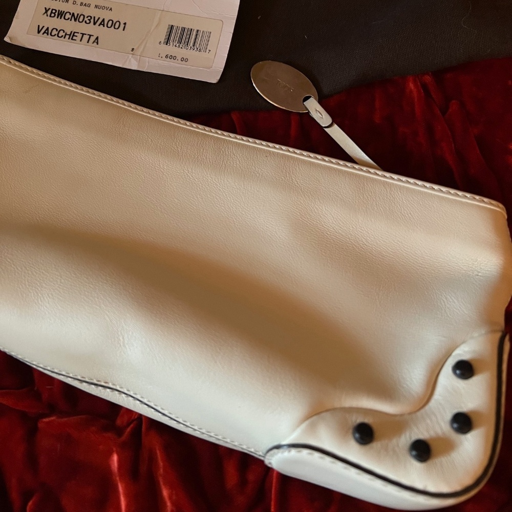 TOD's Vacchetta Ivory Clutch Medium D. Bag Nuova W/ Original Dust Bag